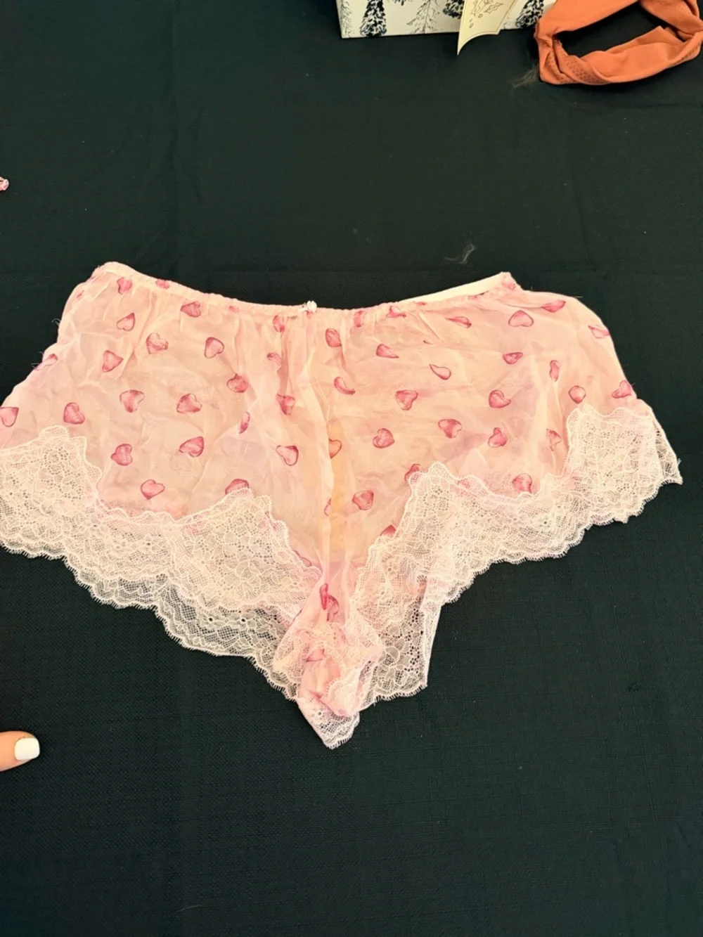 SKIMS Pink Heart Lace Trim Bralette and High-Waist Lingerie SET - Picture 4 of 6